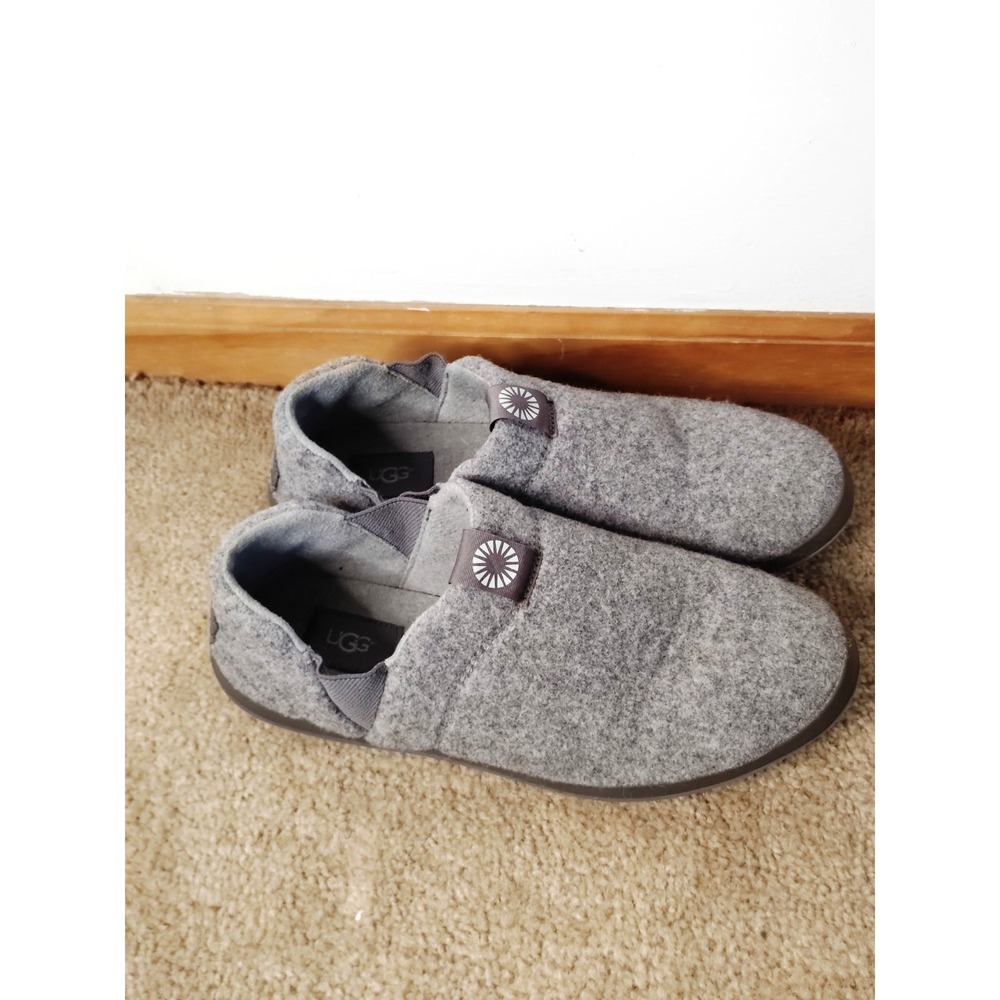 EUC-UGG Polartec Fleece Lined Slippers Gray Women 11 Indoor Outdoor Travel Comfy